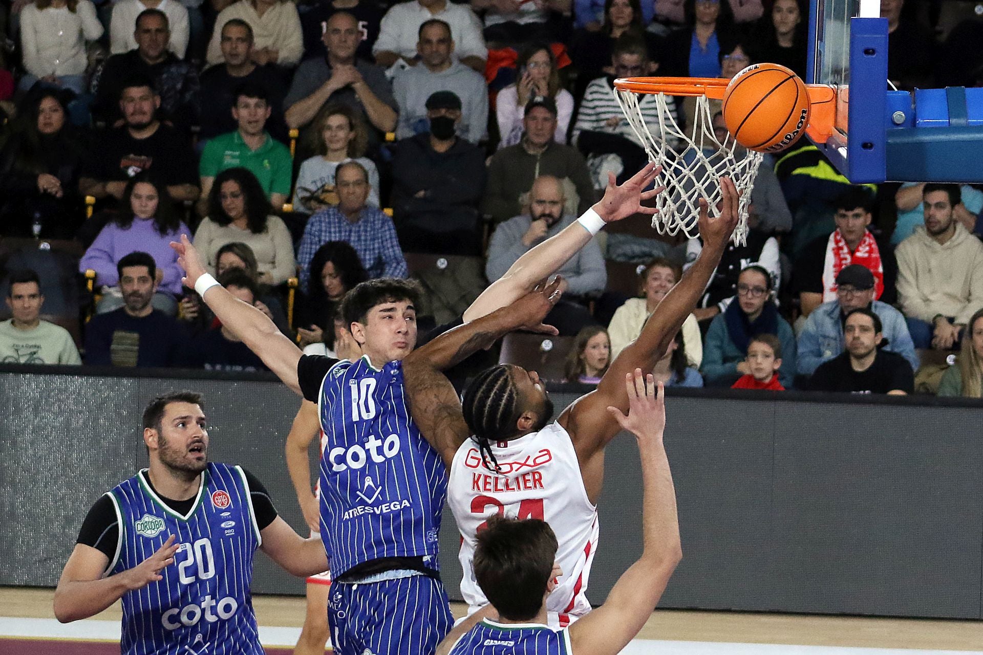 Las mejores imágenes del Cultural-Córdoba de baloncesto