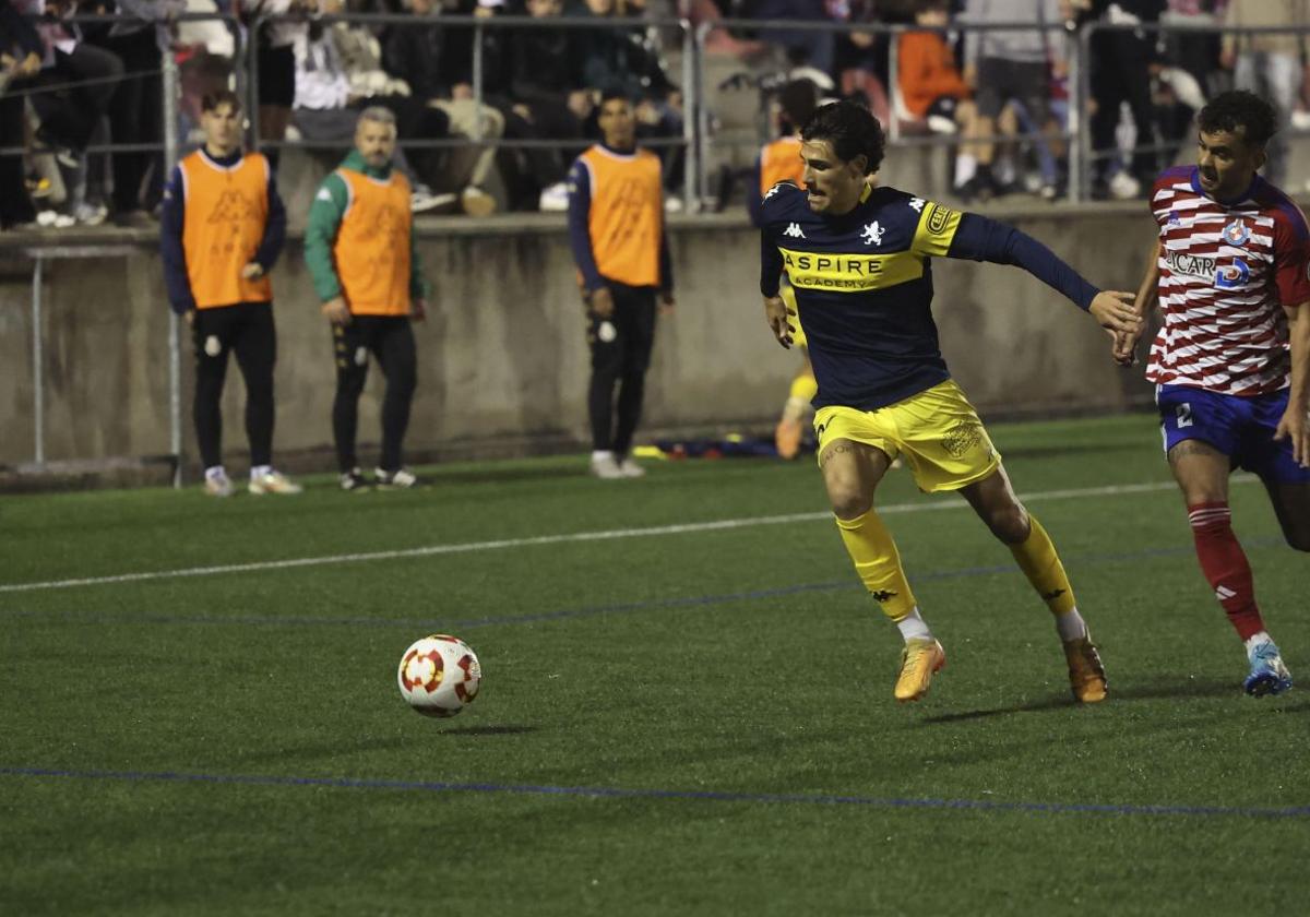 Ian Martínez en el partido de Copa del Rey contra la UD Llanera.