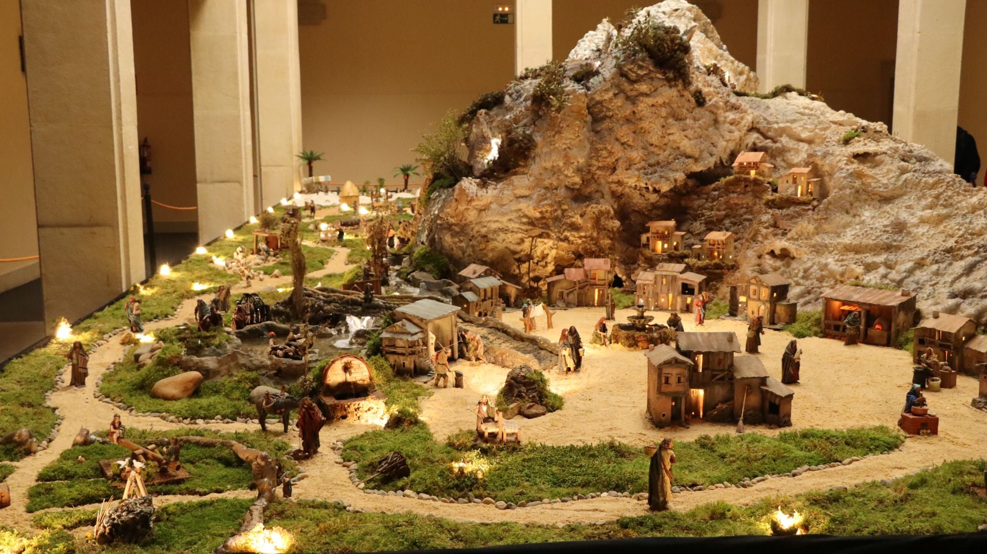 La Casa de las Carnicerías reabre con el belén navideño del Dulce Nombre