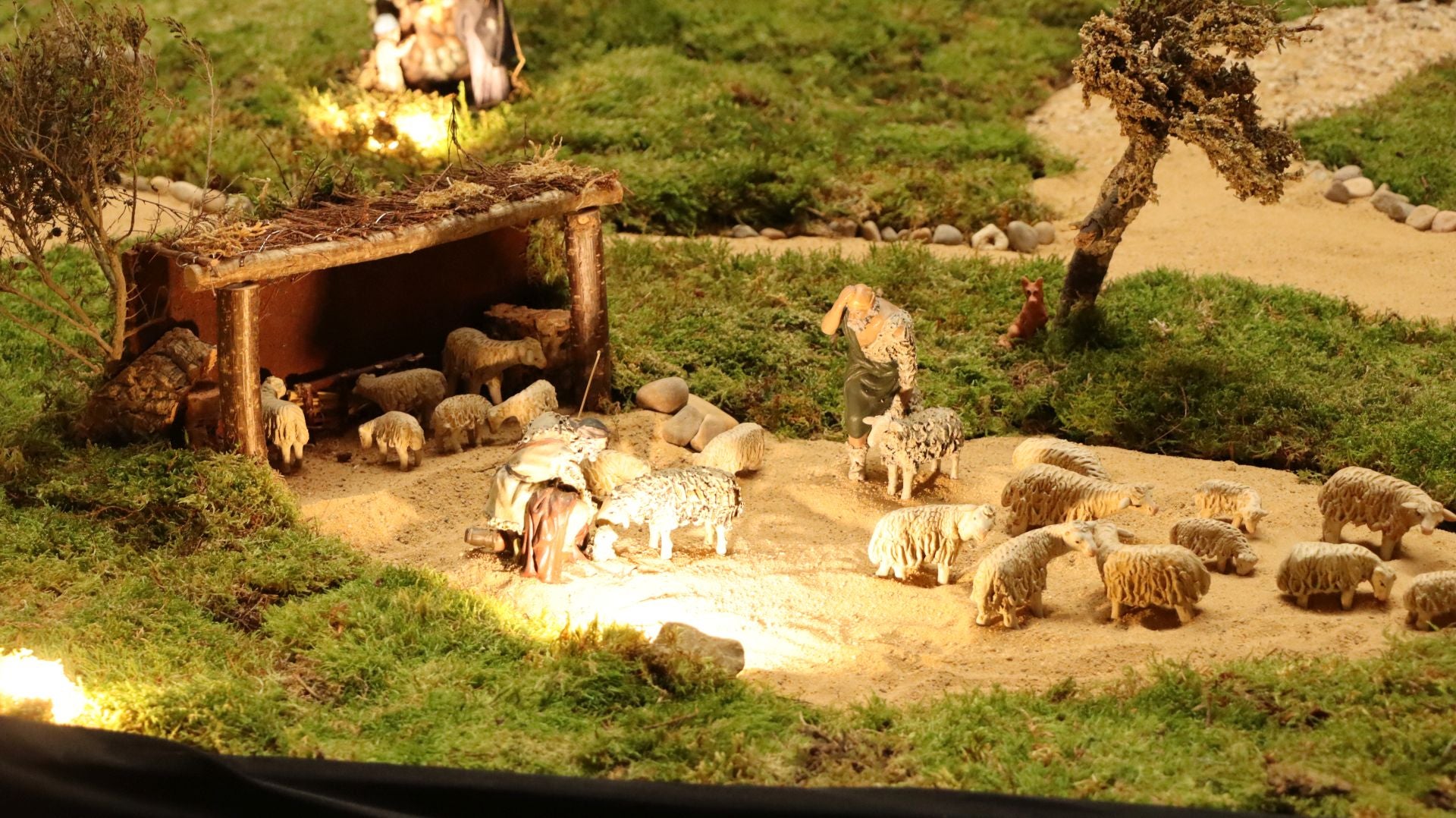 La Casa de las Carnicerías reabre con el belén navideño del Dulce Nombre