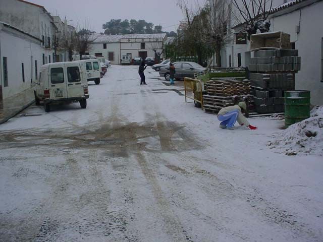 Nieve en una calle de León.
