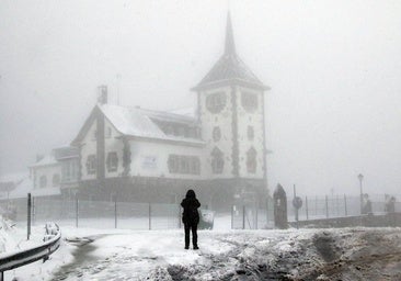 Máxima precaución en la montaña leonesa: Aemet activa la alerta roja por nieve