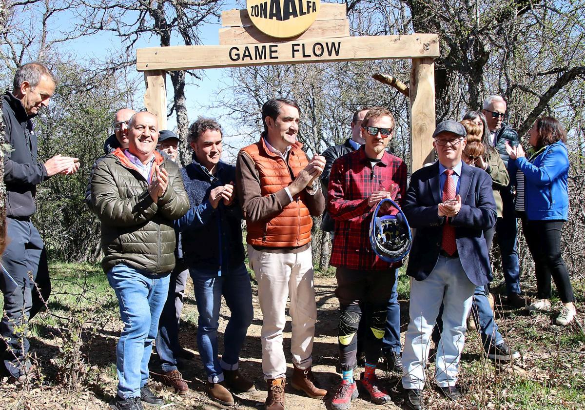 Visita del consejero de Medio Ambiente, Vivienda y Ordenación del Territorio, Juan Carlos Suárez-Quiñones, a la Zona Alfa León en 2023.