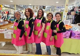 Gloria Valbuena junto a sus compañeras en 'El Mandil de la Abuela'