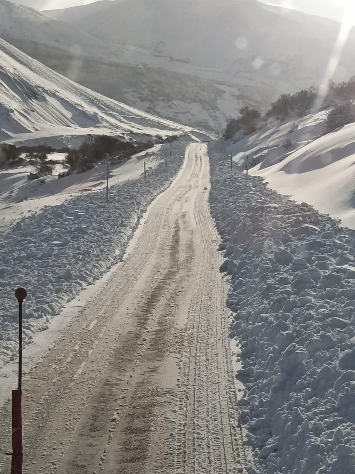 La nieve en el puerto de Monteviejo