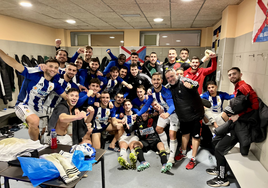 La Deportiva celebra la victoria ante el CD Lugo