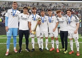 Fran González (I), junto a otros canteranos convocados para este torneo.