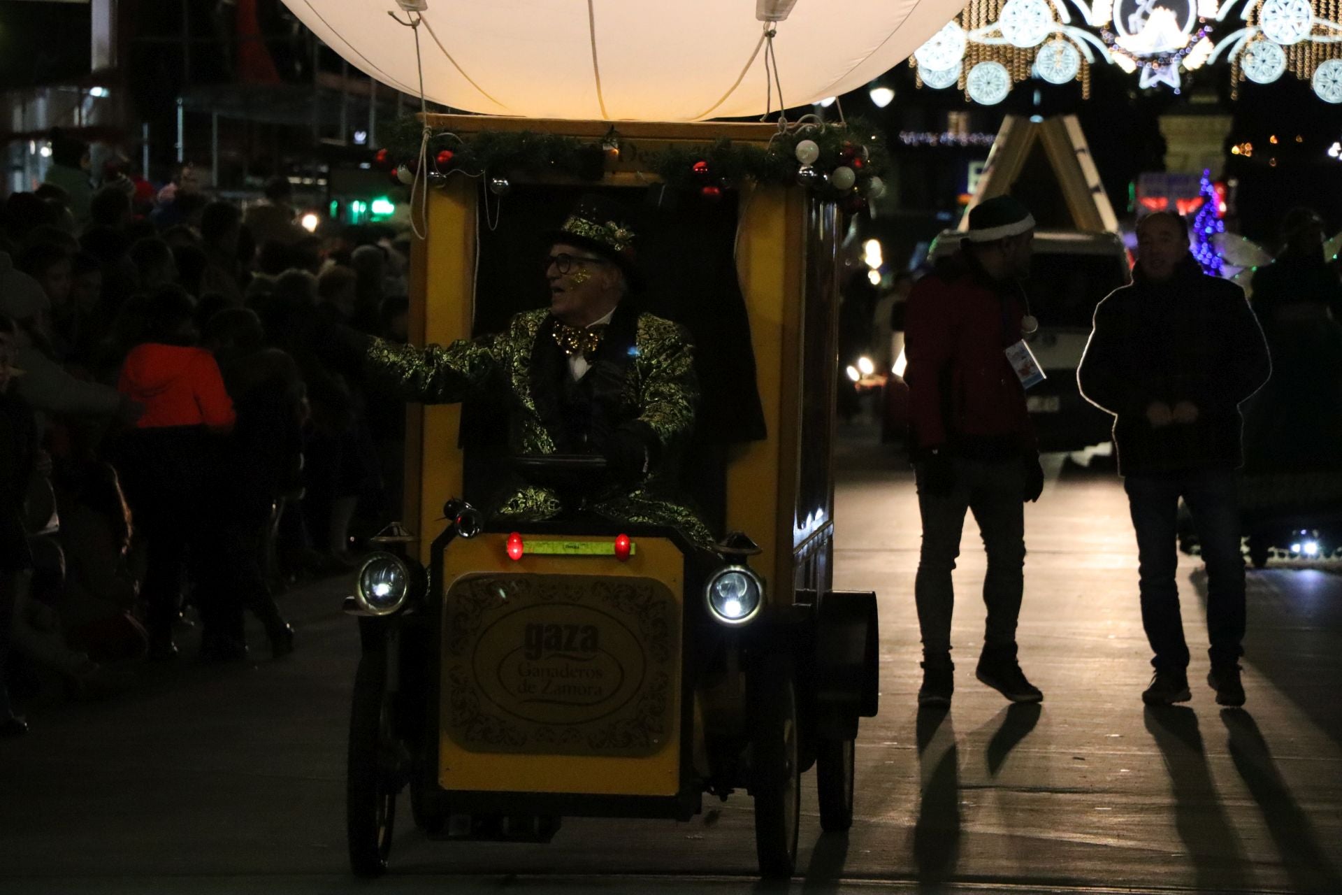 Así ha sido la Cabalgaza de Papá Noel en León