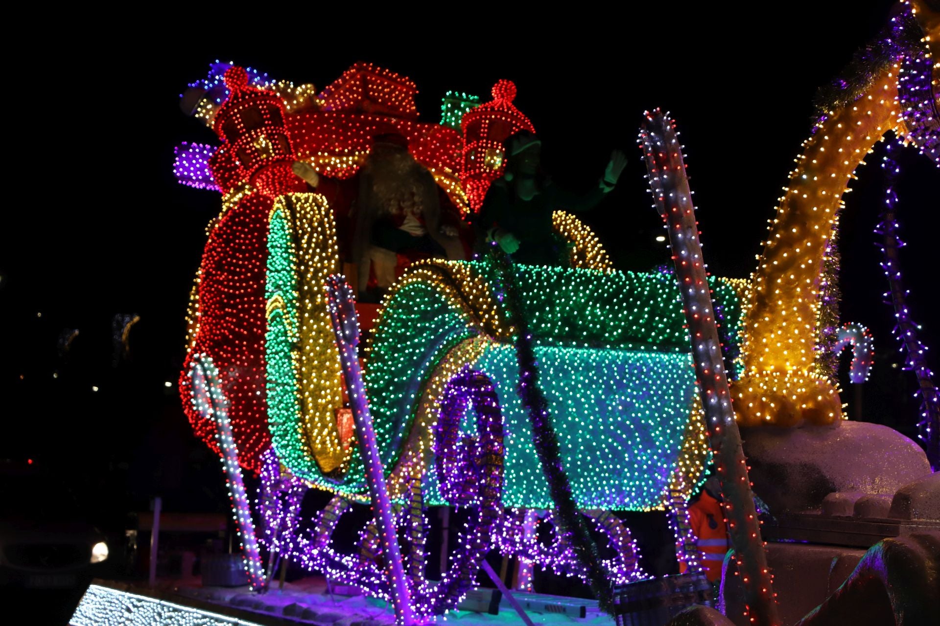 Así ha sido la Cabalgaza de Papá Noel en León