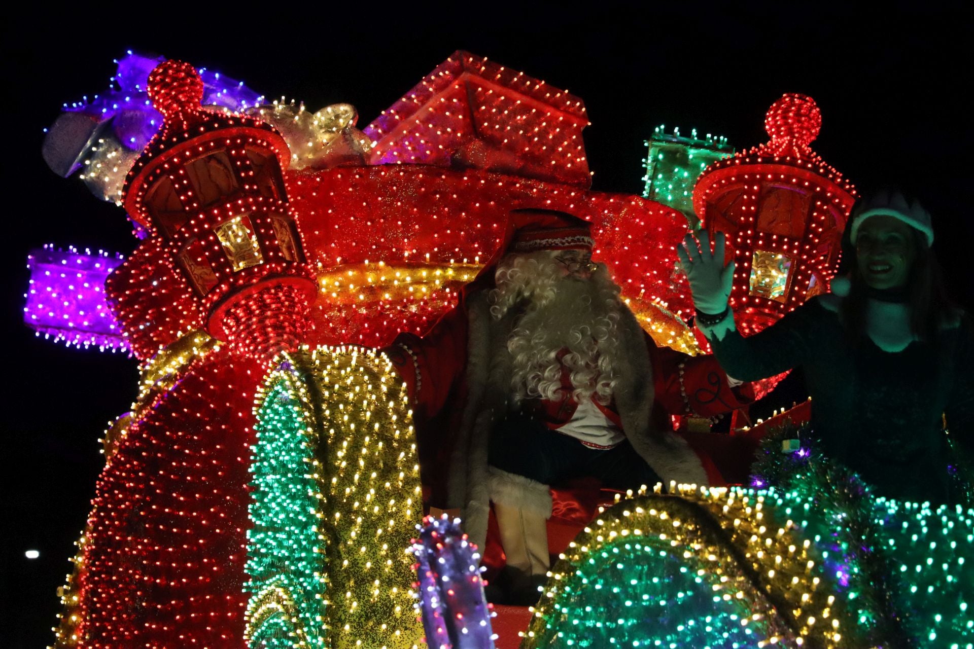 Así ha sido la Cabalgaza de Papá Noel en León