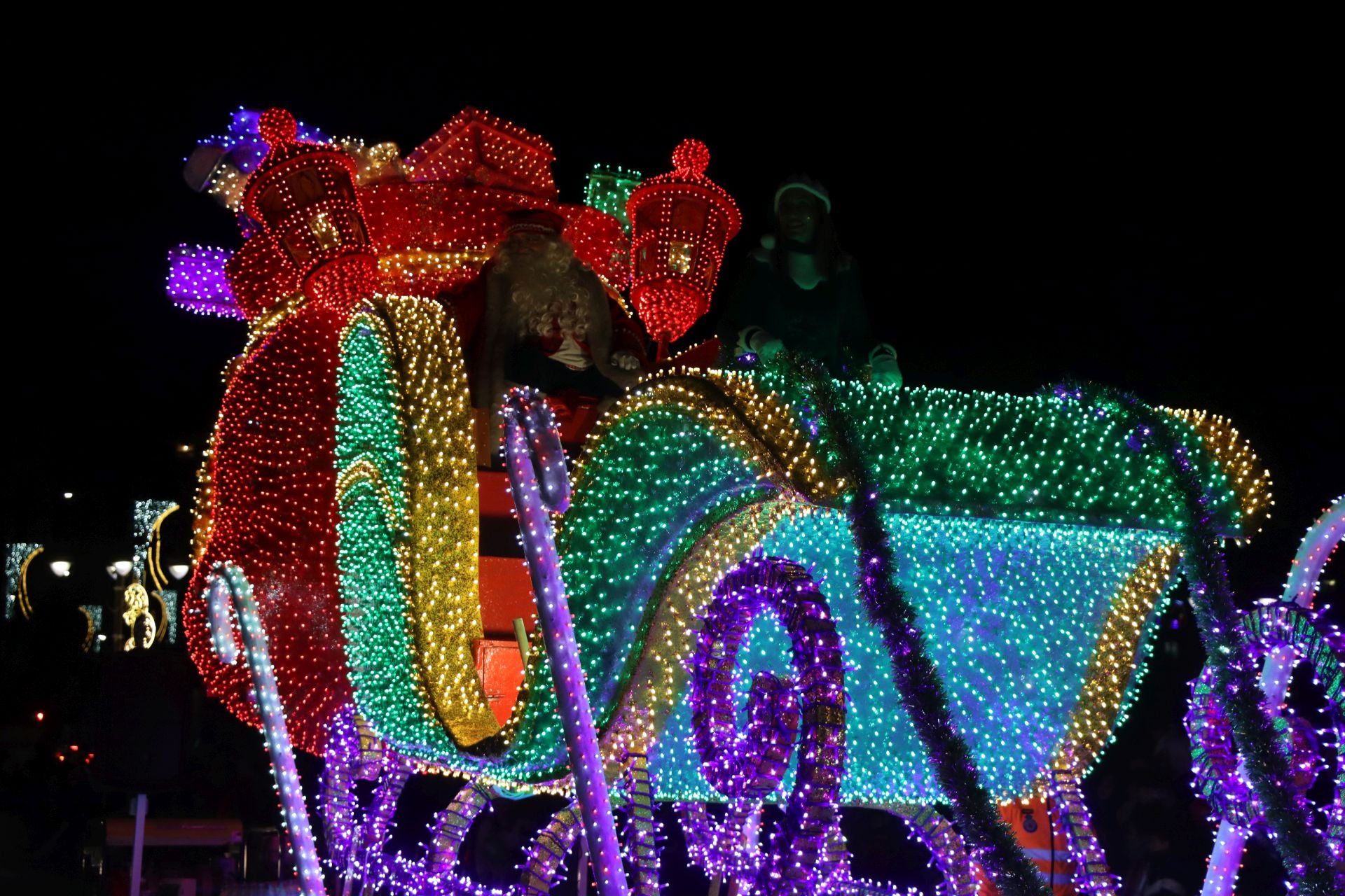 Así ha sido la Cabalgaza de Papá Noel en León