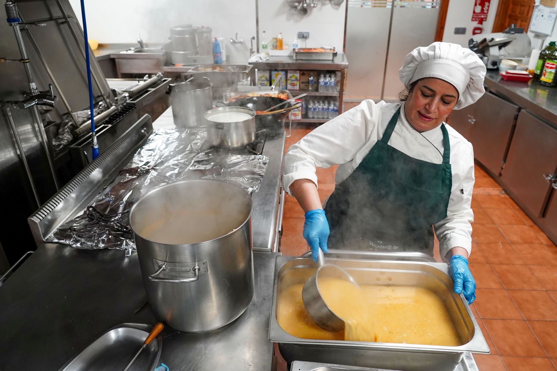 Menú navideño en el Comedor Social de León