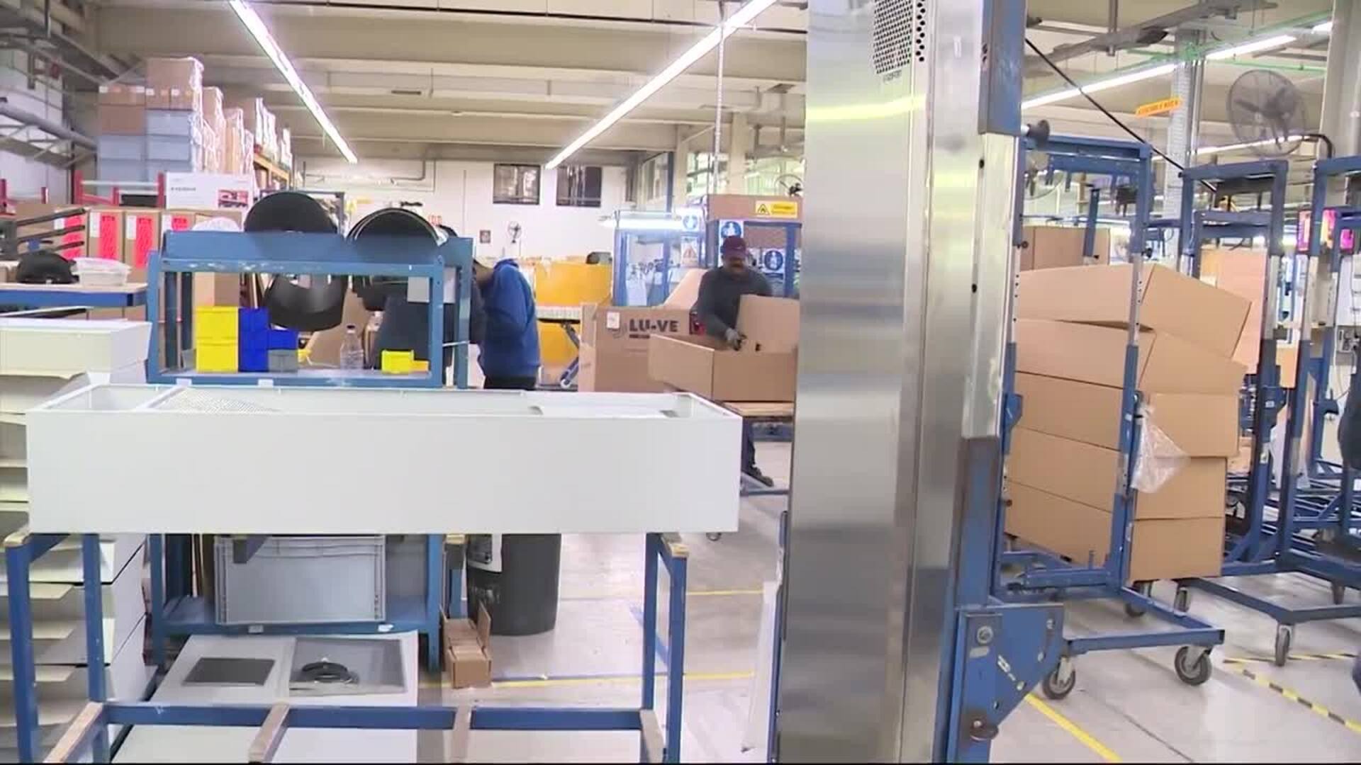 La producción industrial cae un 4,1% en junio y entra en negativo tras dos meses de alzas