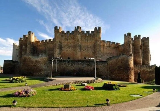 Castillo de Valencia de Don Juan.