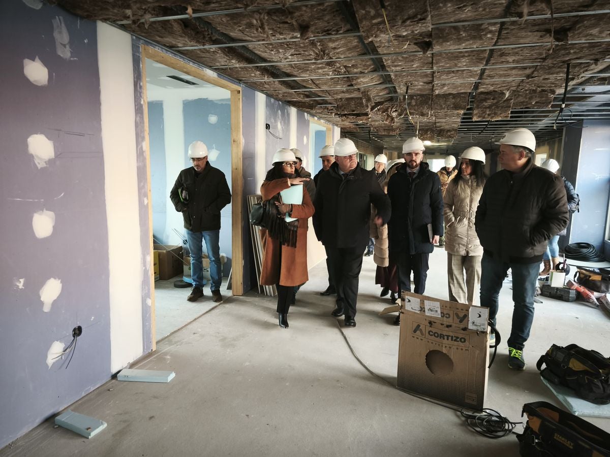 Visita del consejero de Sanidad a las obras del centro de salud de Pinilla