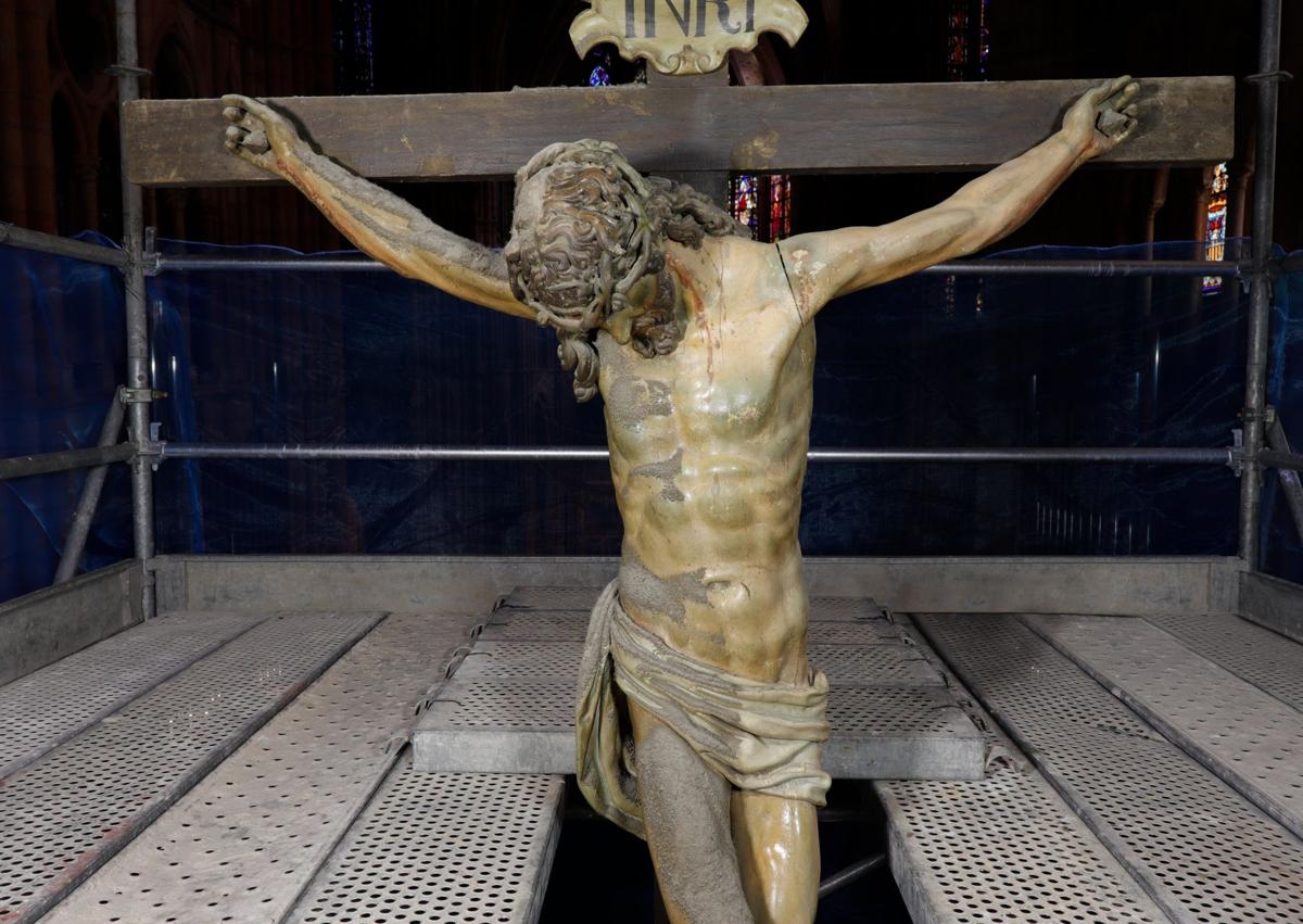 Imagen secundaria 1 - Dorado y luz bajo las secuelas del incendio de la Catedral de 1966