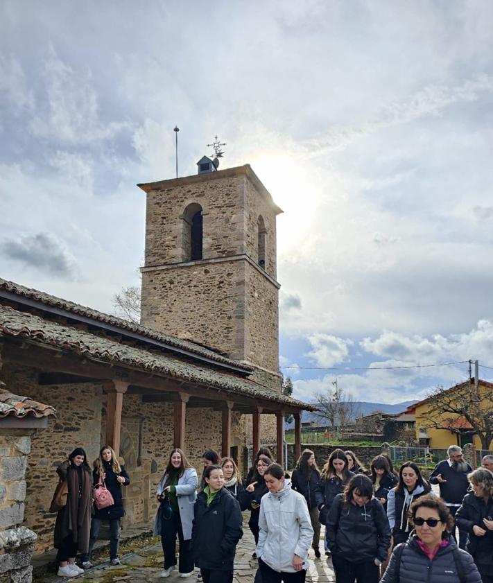 Imagen secundaria 2 - Cien universitarios para conocer los tesoros y las oportunidades del medio rural leonés