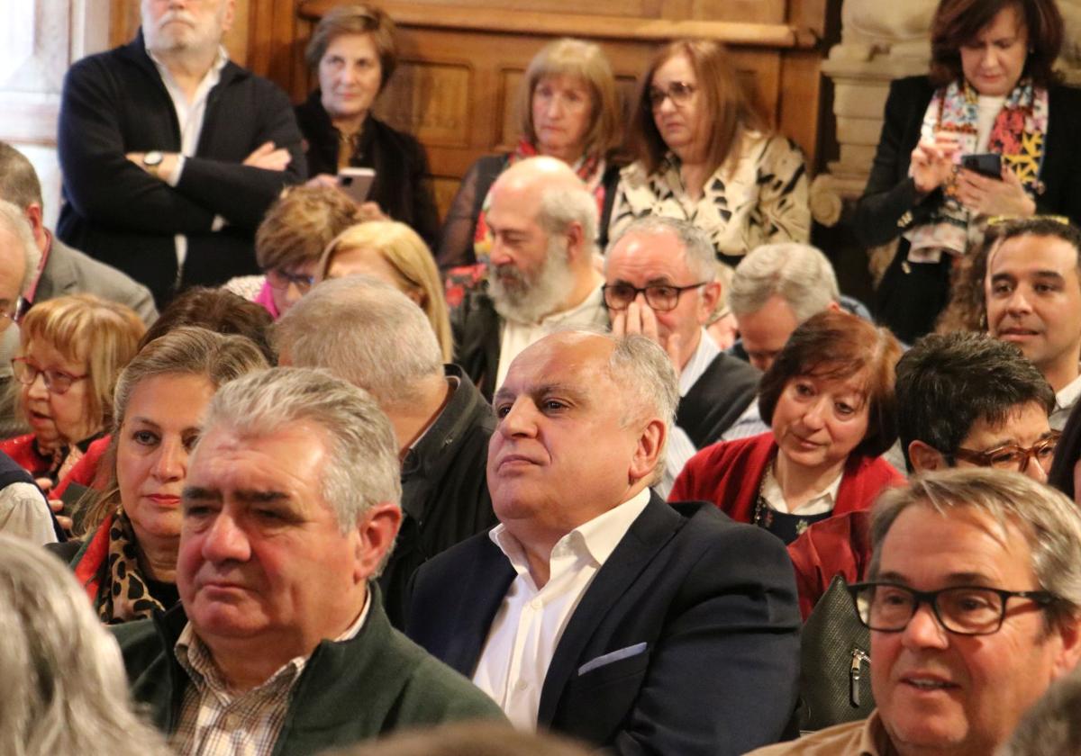 La Diputación de León homenajea a los trabajadores jubilados en 2024.