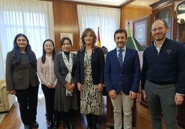 Sherman Farhad, Tian Lin, Peng Fengchun, Nuria González, José Alberto Benítez y Óscar Fernández.