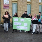 Protestas entre mantas y pijamas en el IES Antonio García Bellido: «Sin calefacción no hay educación»