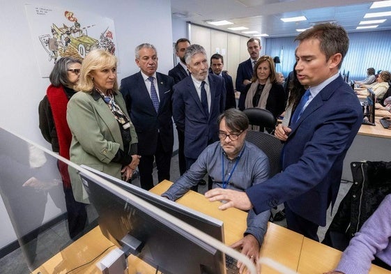 Grande-Marlaska, en su visita de este miércoles al Centro Estrada de León.