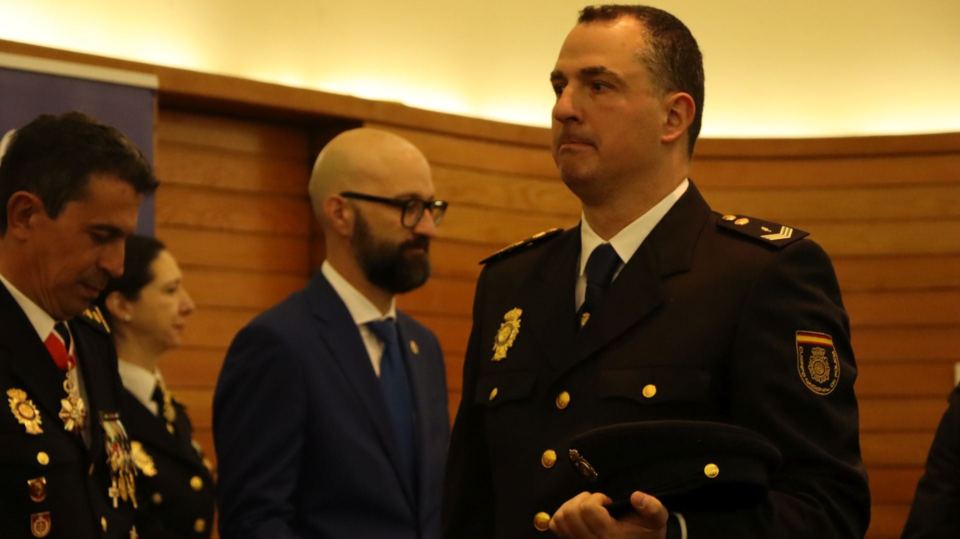 Homenaje a los Policías Nacionales jubilados y dedicación al servicio policial