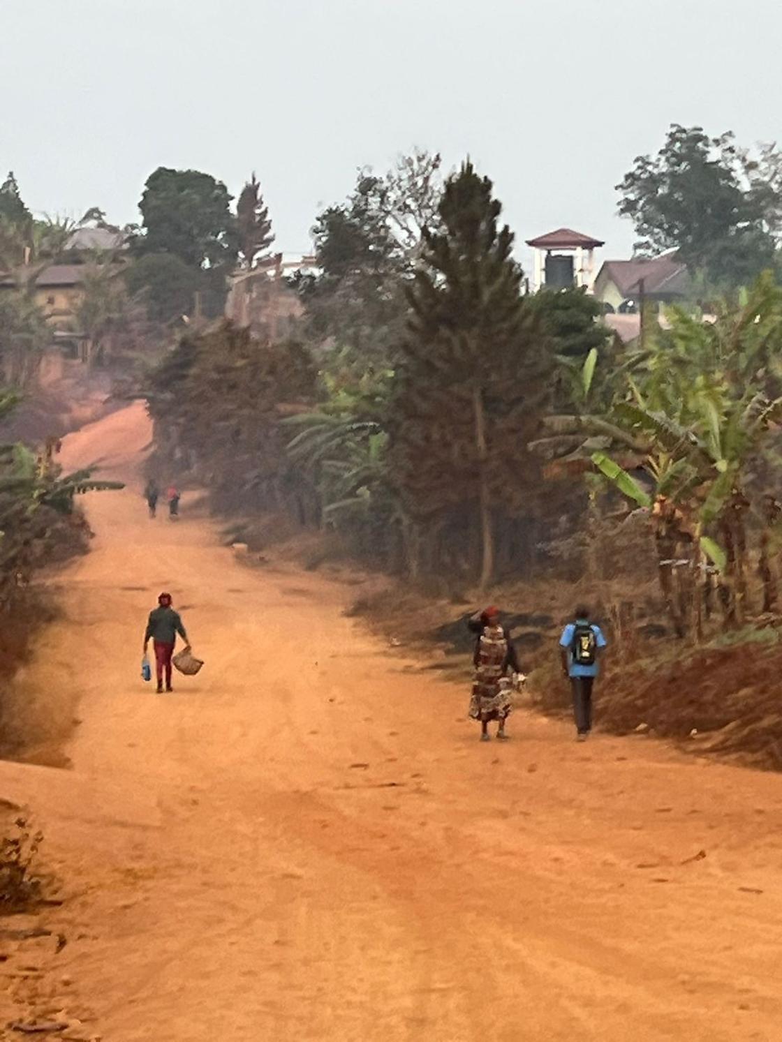 El viaje a Camerún de María José Orduña para operar Traumas