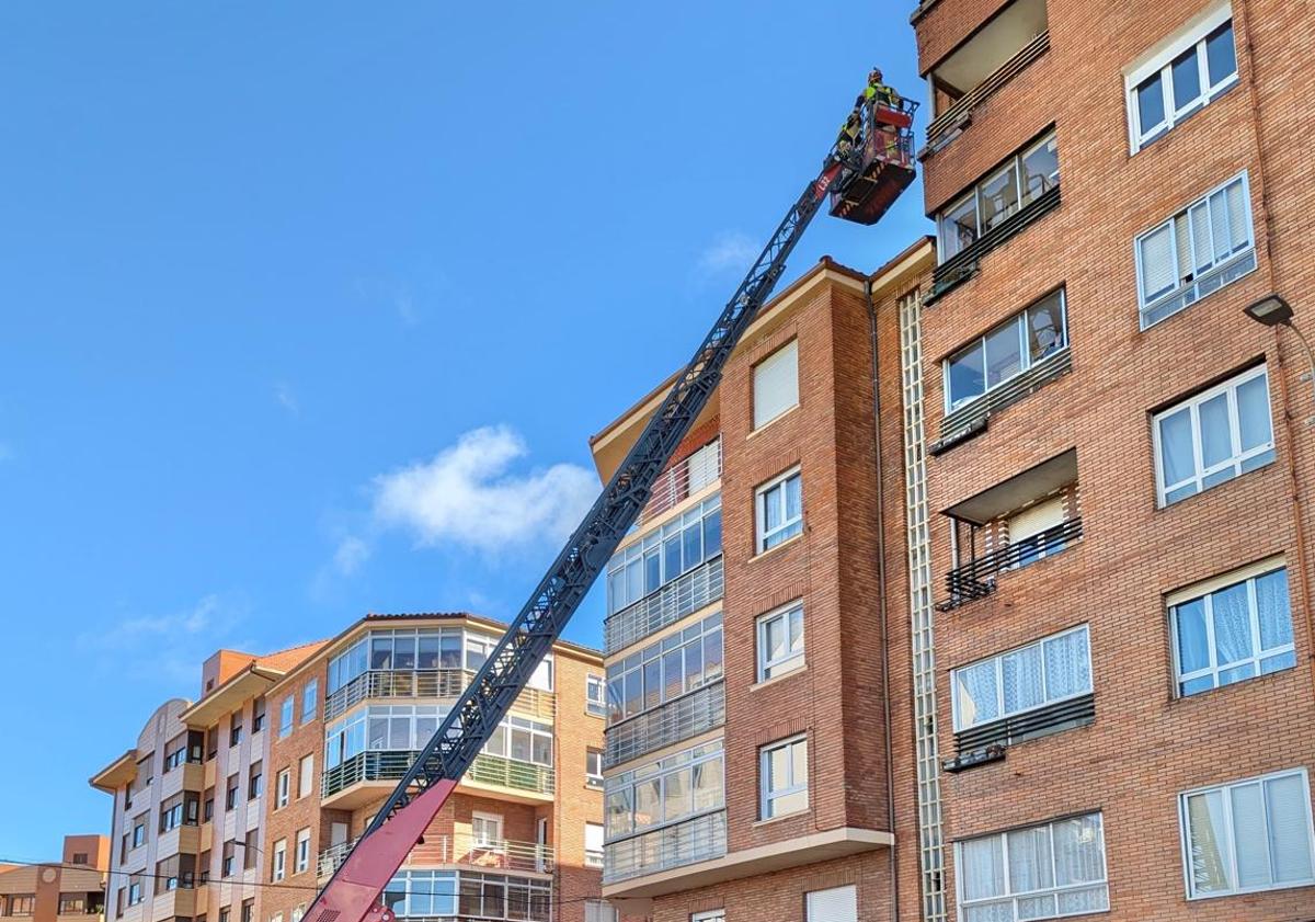 Imagen principal - Intervenciones en León.