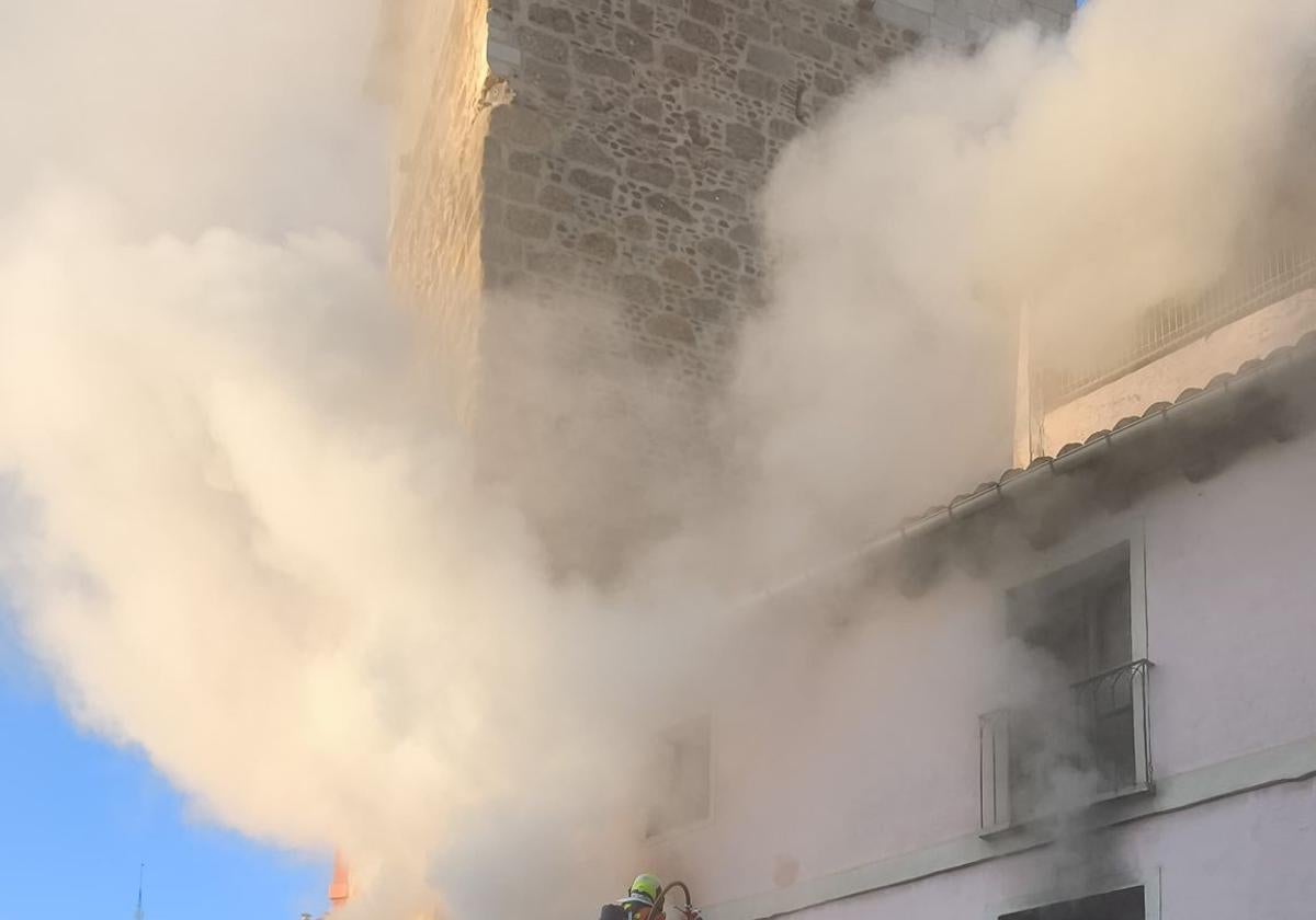 Incendio en una vivienda okupada de León