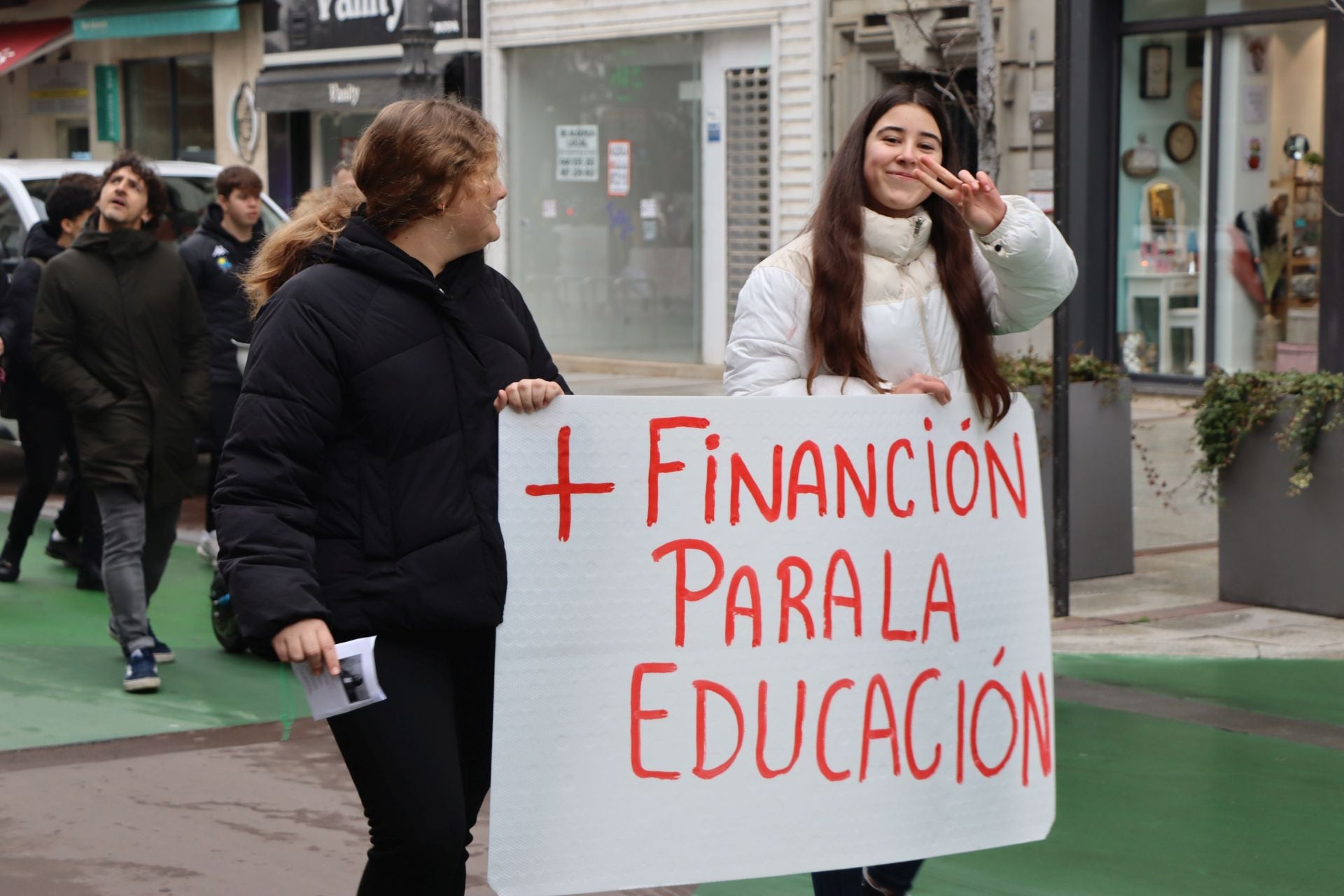 Manifestación del IES García Bellido en el centro de León