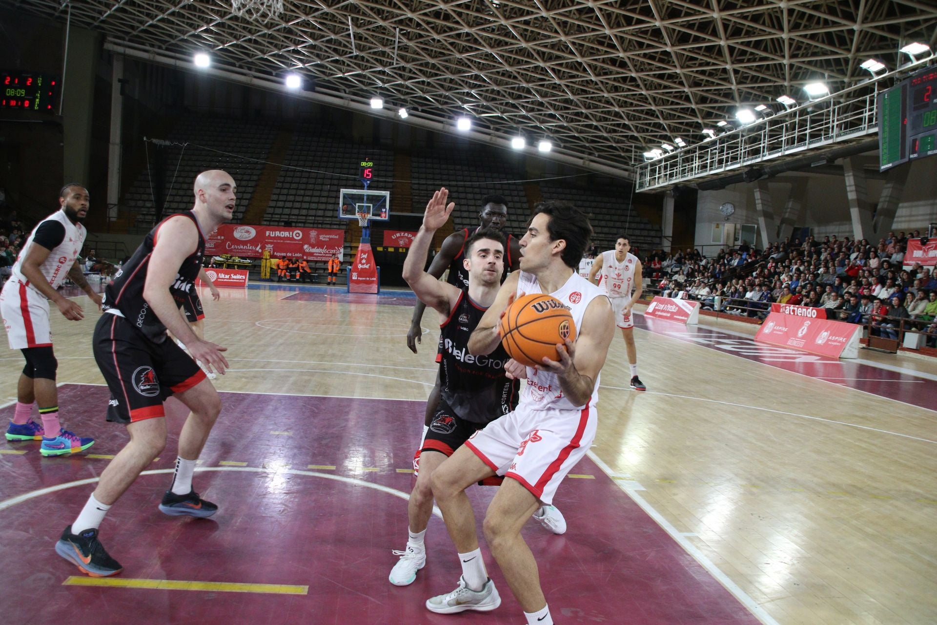 Las mejores imágenes del Cultural-Biele de baloncesto