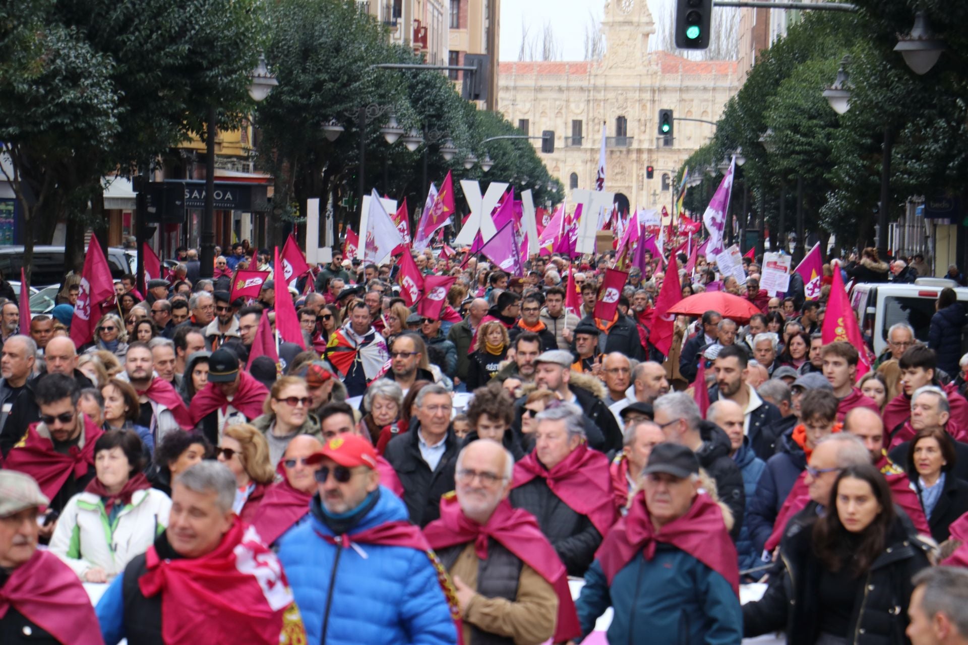 Las imágenes de la manifestación del 16-F en León