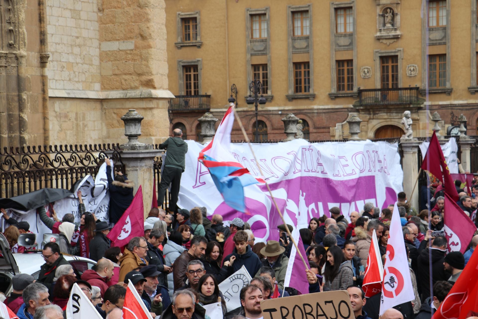 Las imágenes de la manifestación del 16-F en León