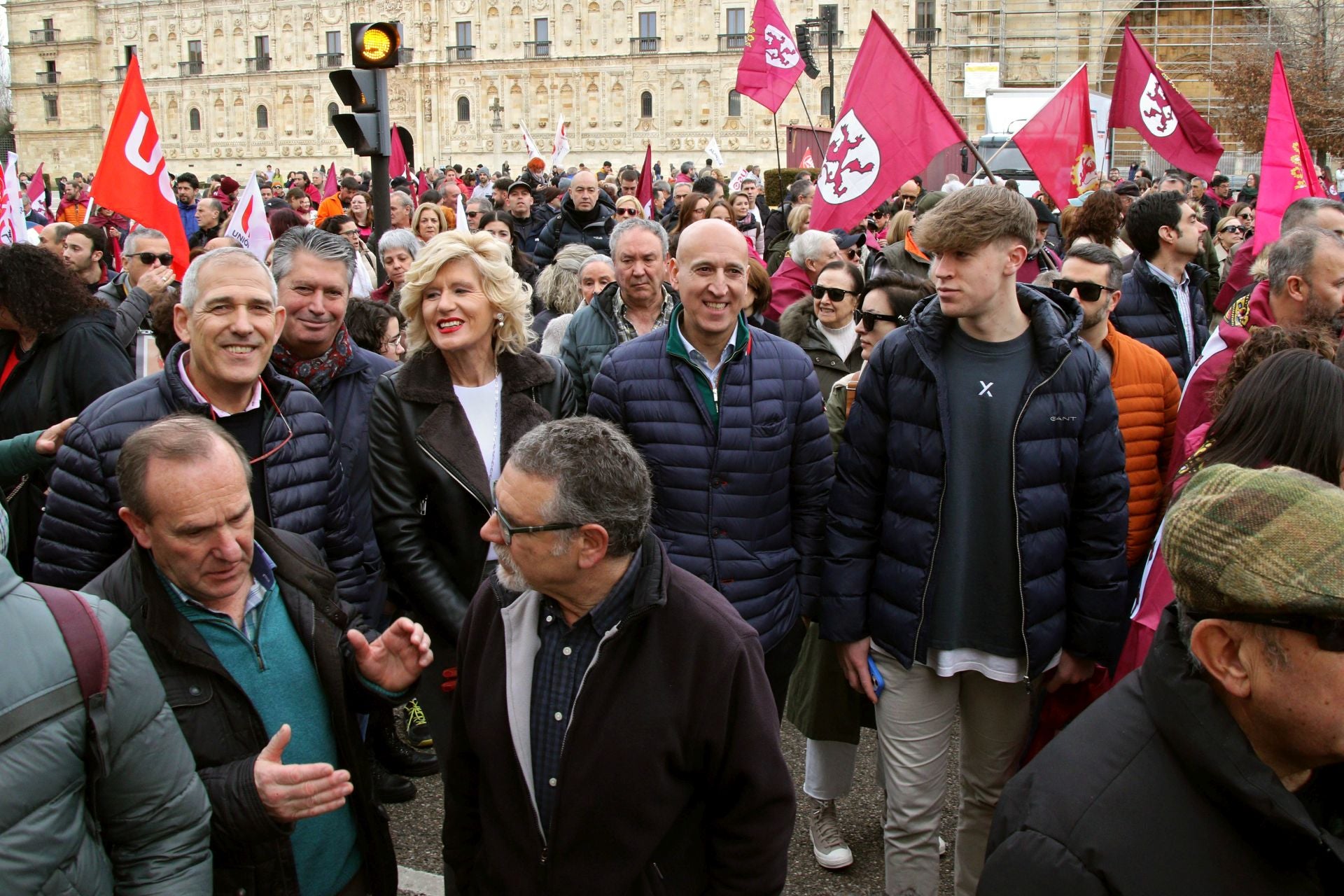 El 16-F, manifestación por el futuro de León, vista por Peio García