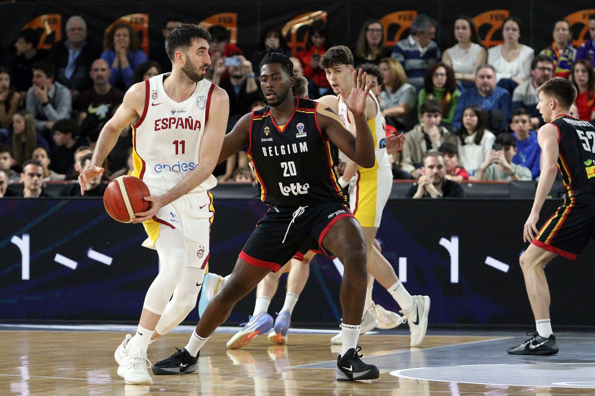 Las mejores imágenes del España-Bélgica en el Palacio de los Deportes