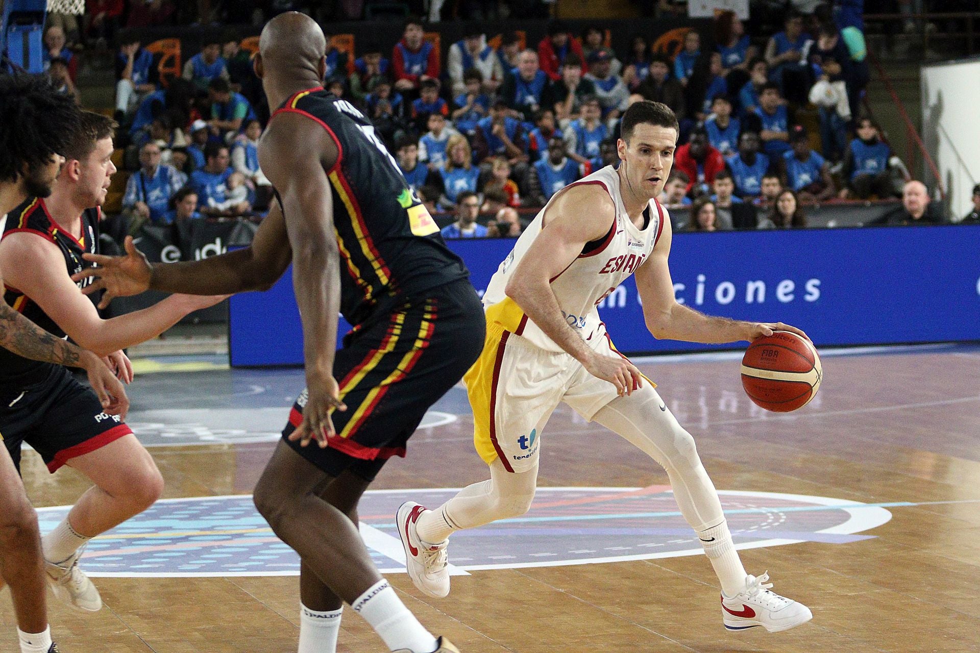 Las mejores imágenes del España-Bélgica en el Palacio de los Deportes