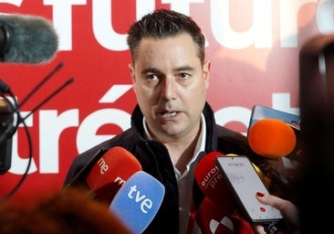 El PSOE da marcha atrás con el leonesismo: no se abre a una consulta, sólo a «expresar opiniones»