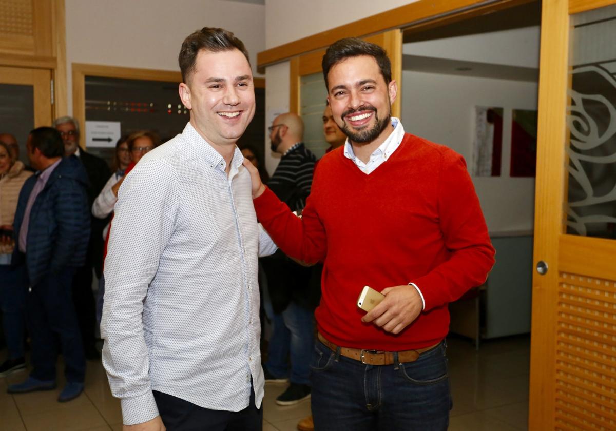 Cendón y Moreno presentan los avales de la militancia para liderar a los 3.000 socialistas leoneses