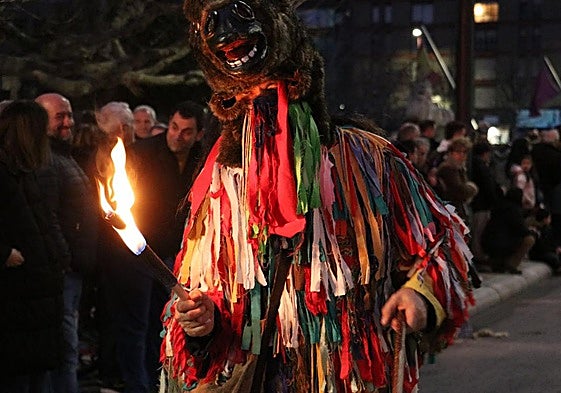 Los antruejos de toda la provincia desfilaron por las calles de León