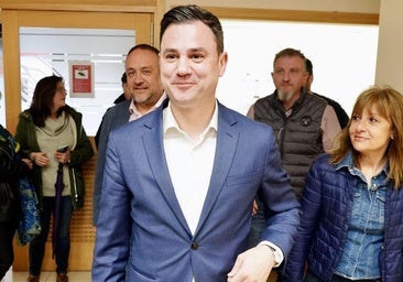 Cendón inicia su campaña con el reto de «fortalecer el proyecto que hará de León un lugar mejor»