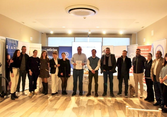 Al acto acudían diversos patrocinadores además del presidente del club de golf, José Pedro Luengo