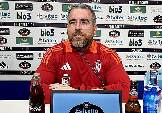 Javi Rey, entrenador de la Deportiva.