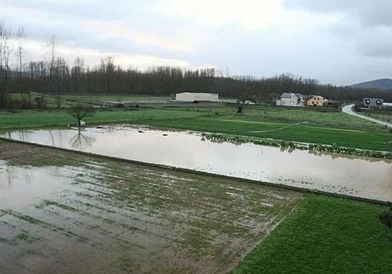 Imagen de archivo de un campo inundado.