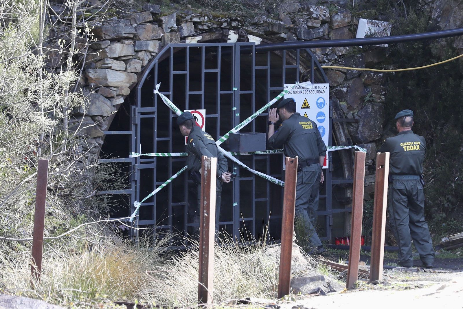 Inspección de la mina de Cerredo