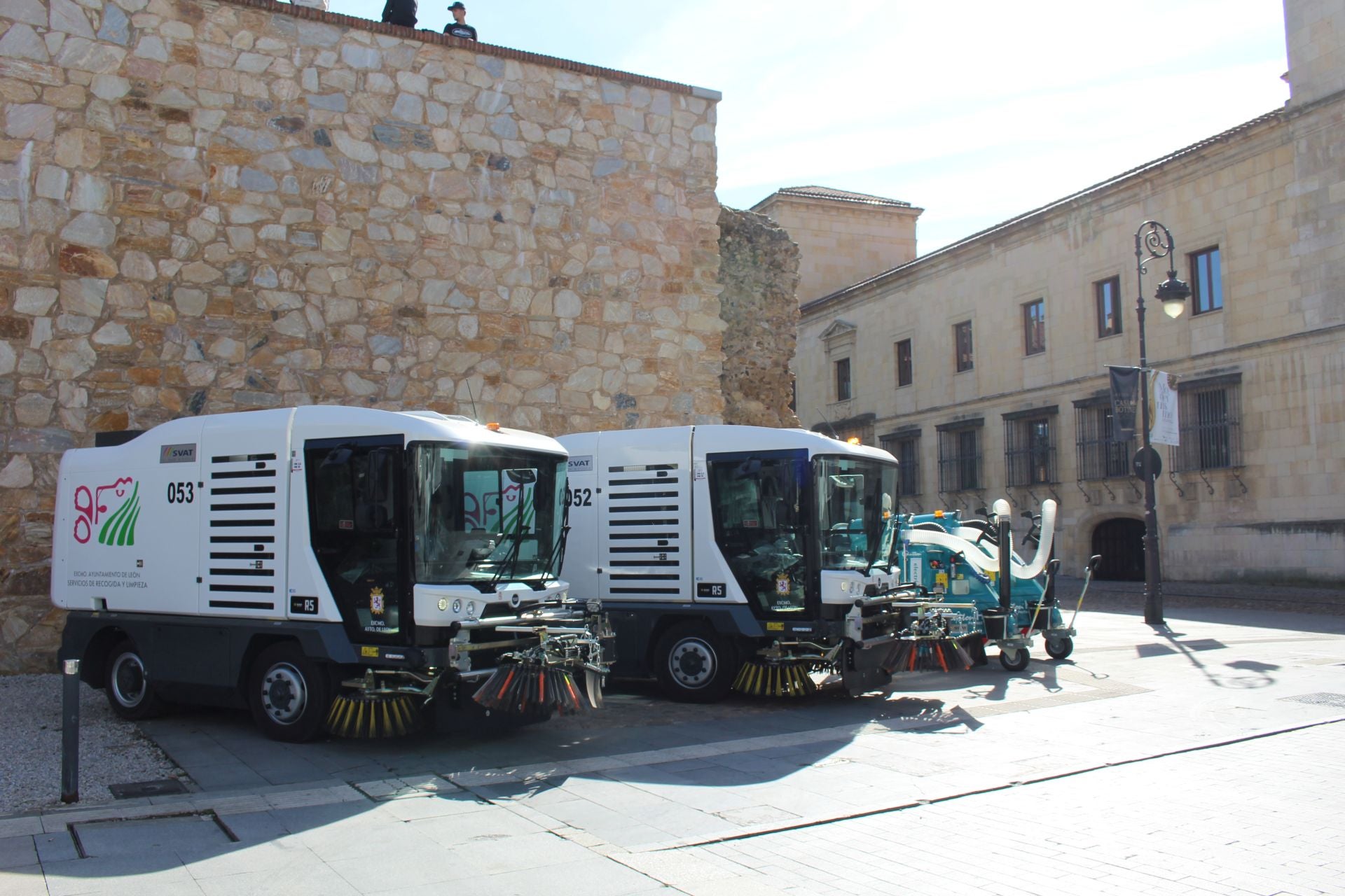 Nuevos vehículos de limpieza para León
