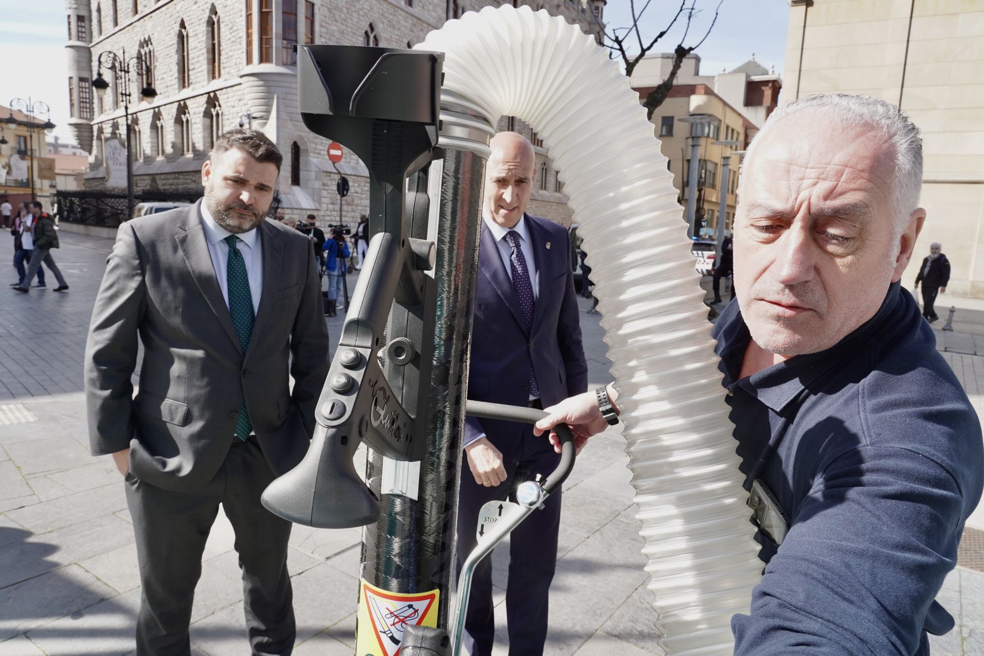 Nuevos vehículos de limpieza para León