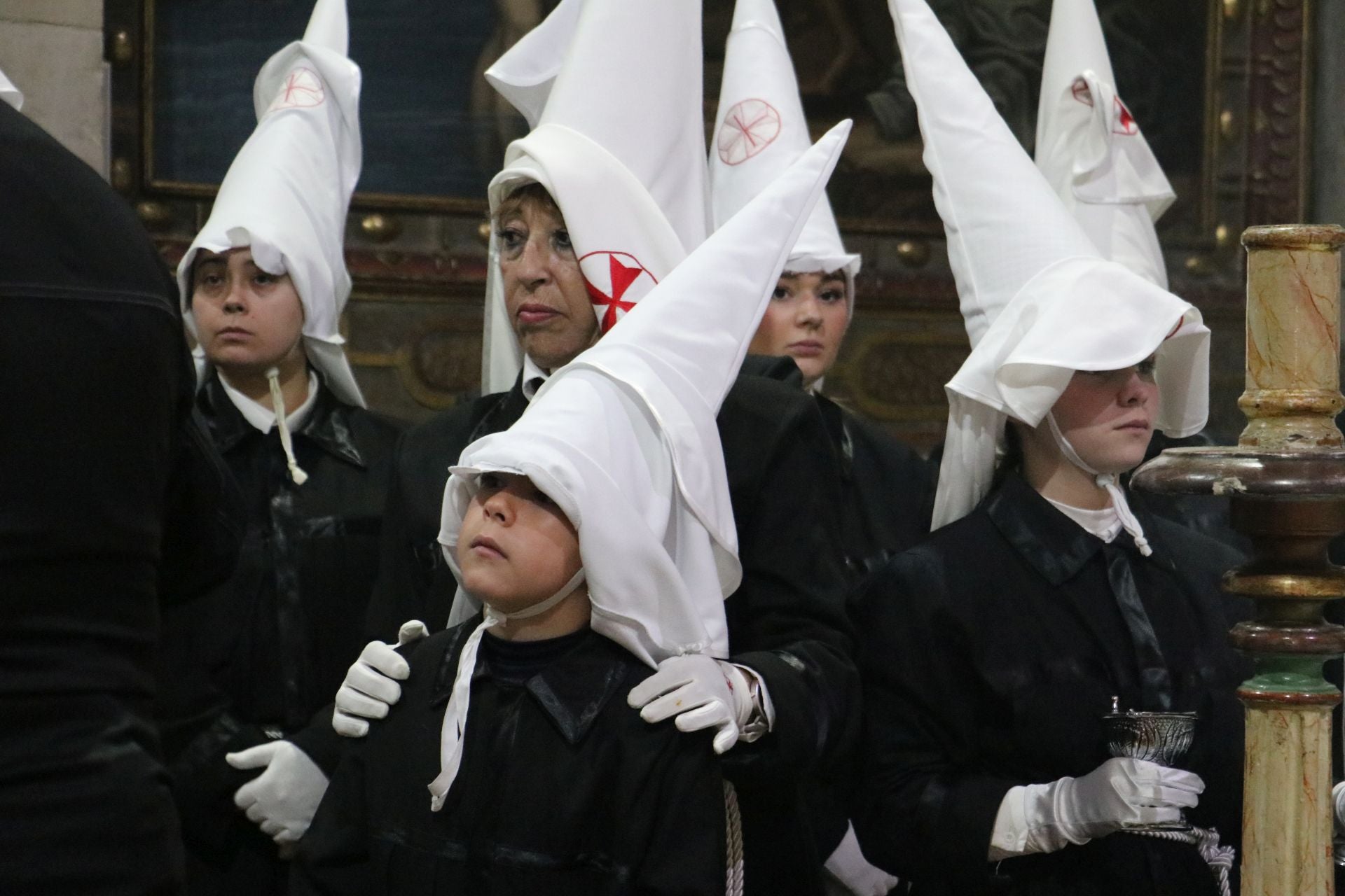 Las imágenes de la suspensión de la Solemne Adoración de las Llagas de Cristo en León