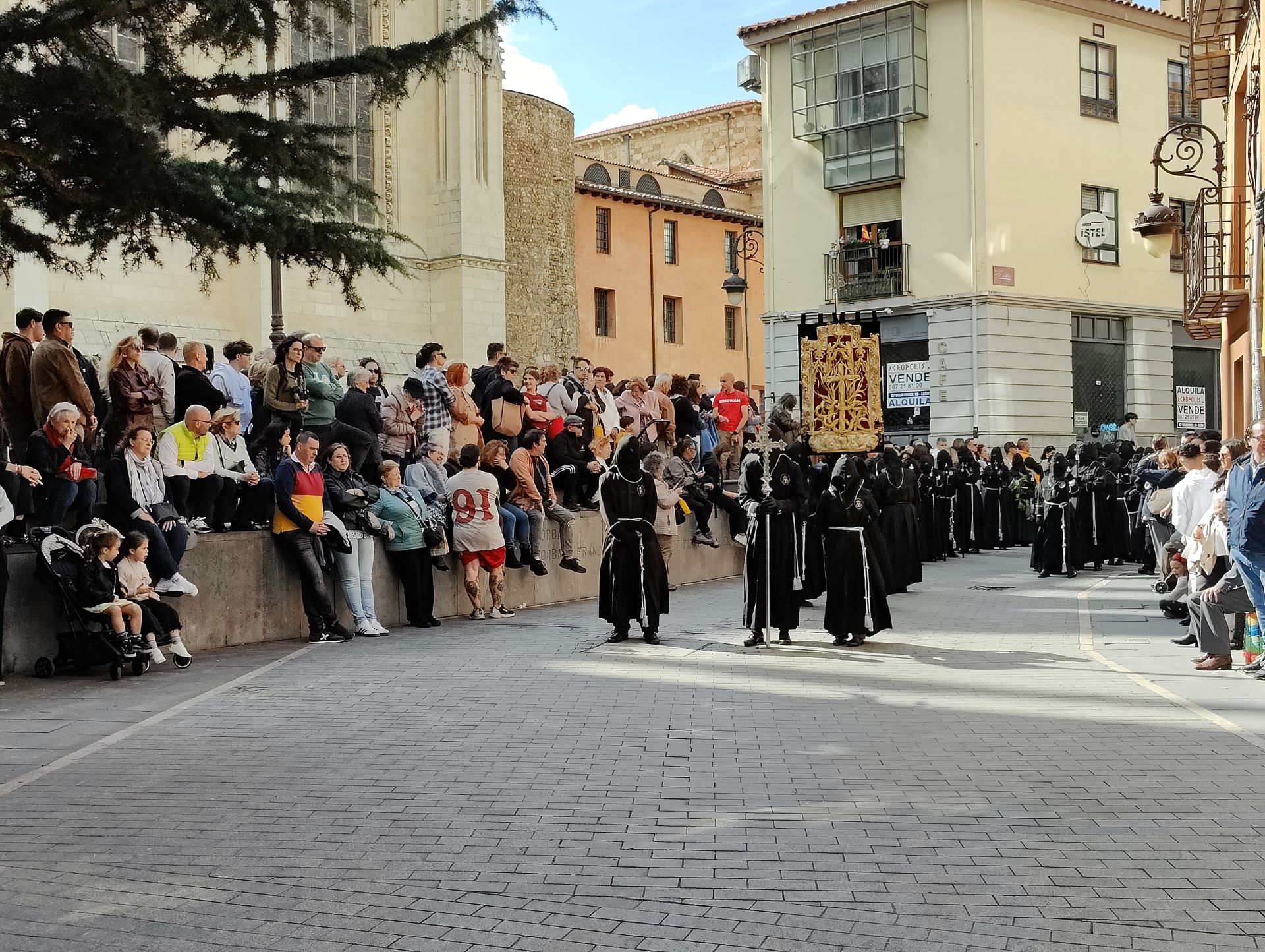 El Gran Poder entra triunfante en León
