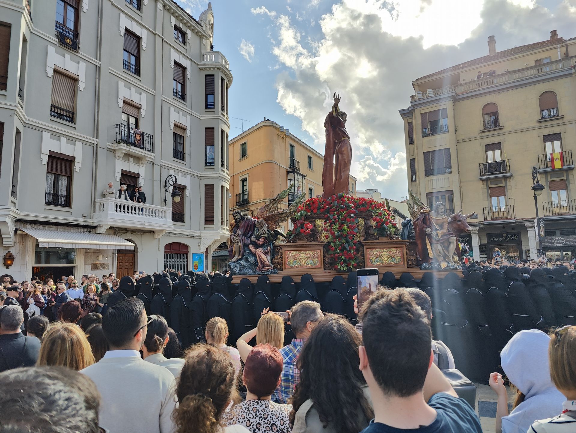 El Gran Poder entra triunfante en León