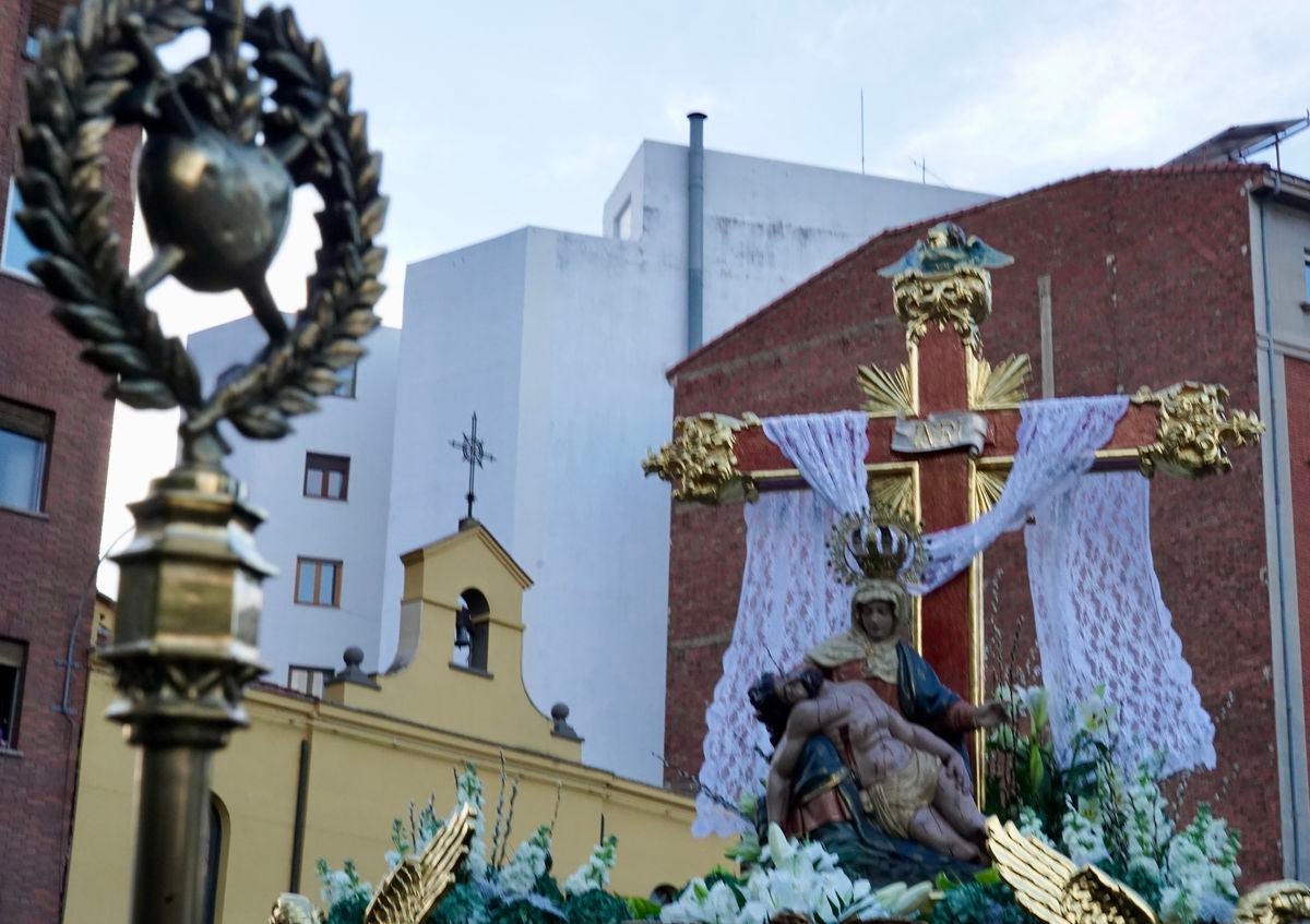 Las imágenes de la procesión de La Pasión en León en el Lunes Santo